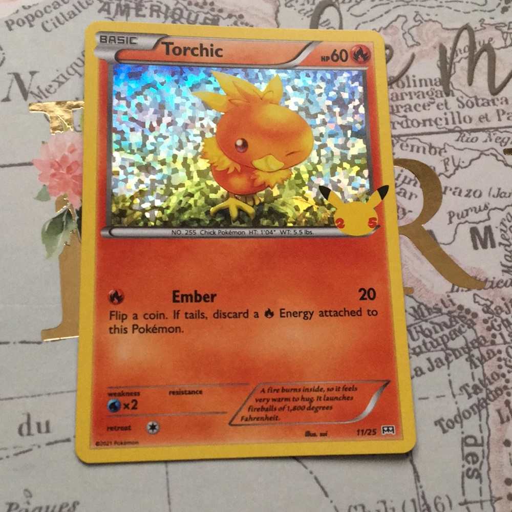Torchic, holographic Pokémon card